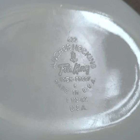 Anchor Hocking Fire King Milk Glass Meadow Green 1.5 QT Baking Dish Casserole - Picture 6 of 6